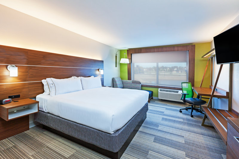 Holiday Inn Express and Suites Tulsa West – Sand Springs
