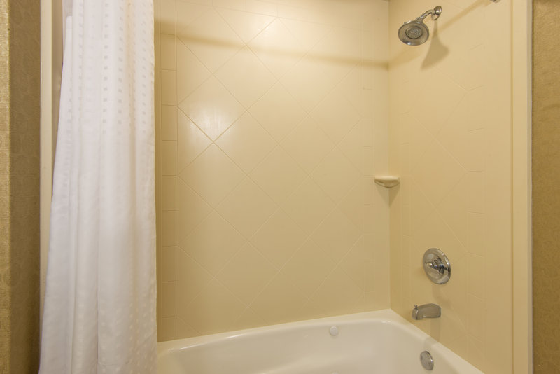 Holiday Inn Express and Suites Clovis