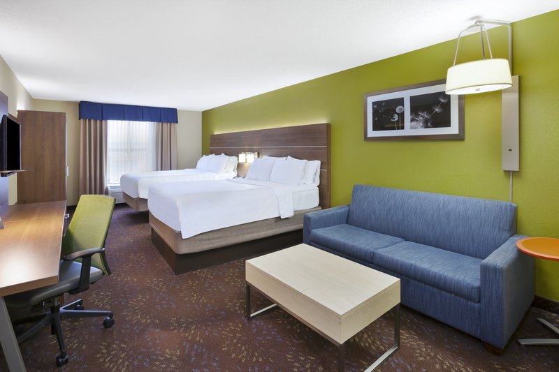 2 QUEEN BEDS WITH SOFA NONSMOKING