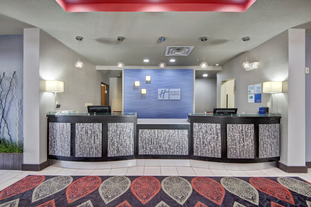 HI Express and Suites near Dept of Transportation
