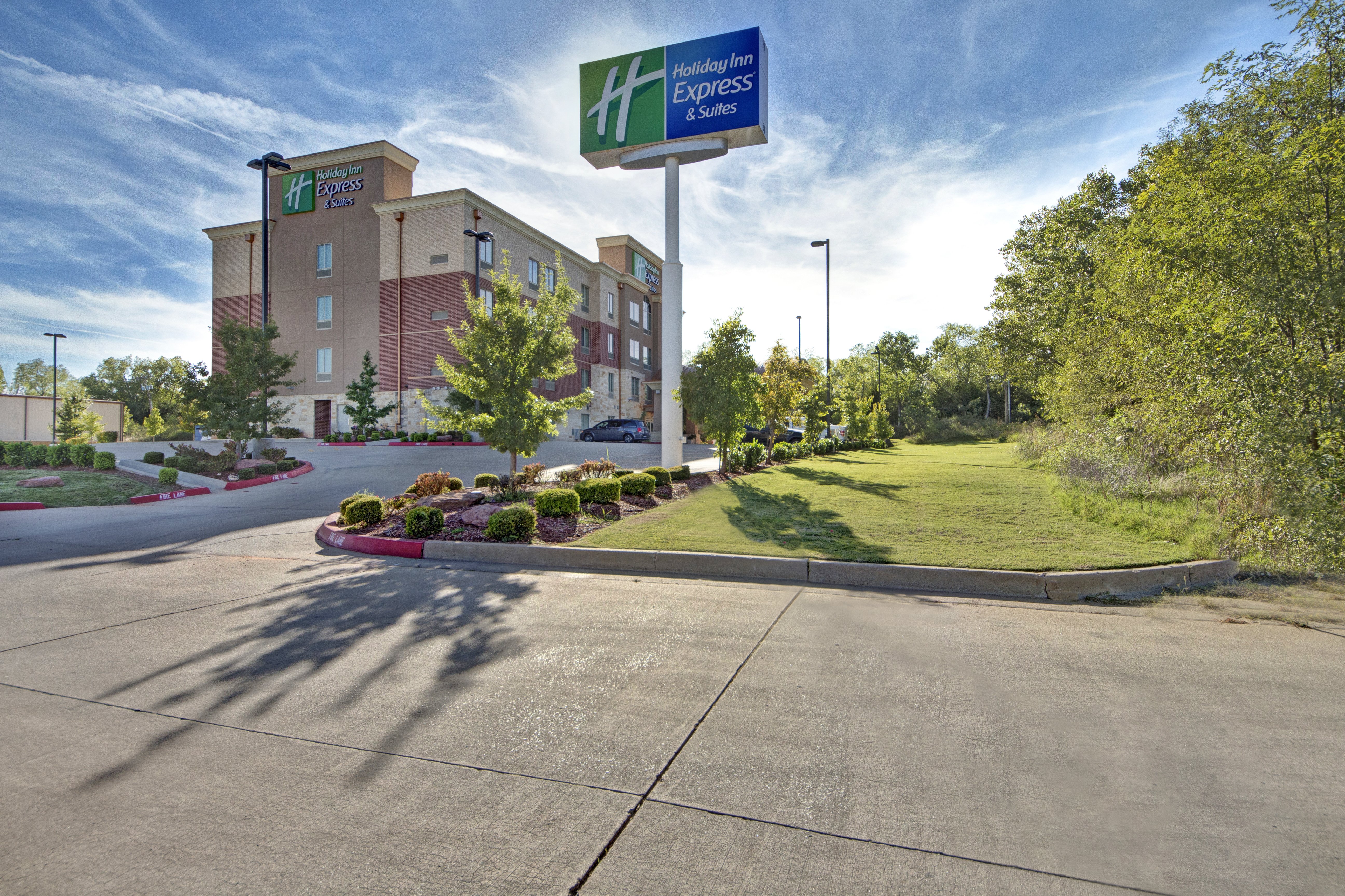 Holiday Inn Express & Suites OKC North