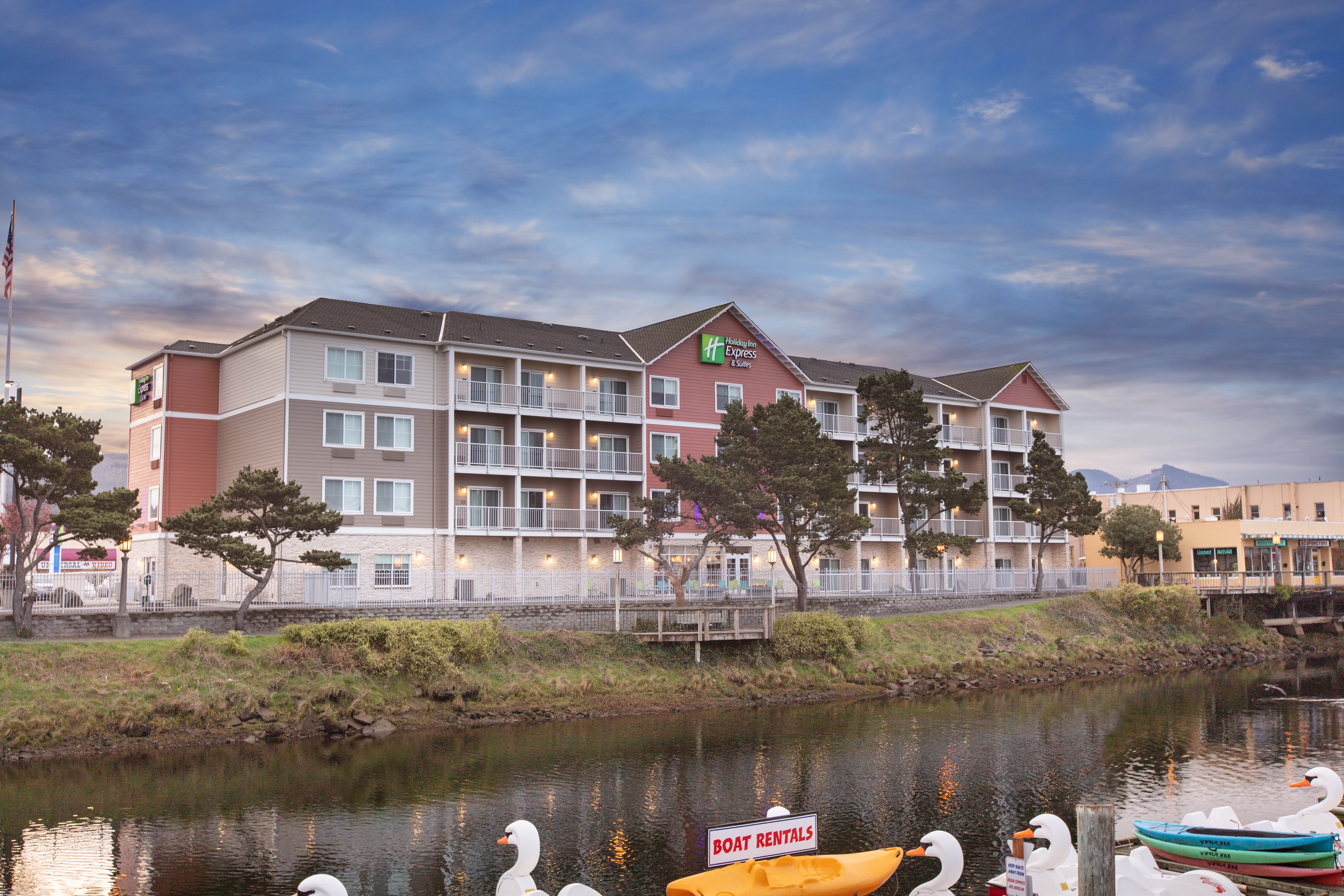 Holiday Inn Express Seaside Conv Center