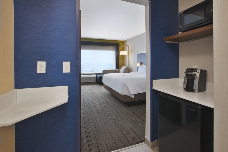 Holiday Inn Express Auburn Hills South