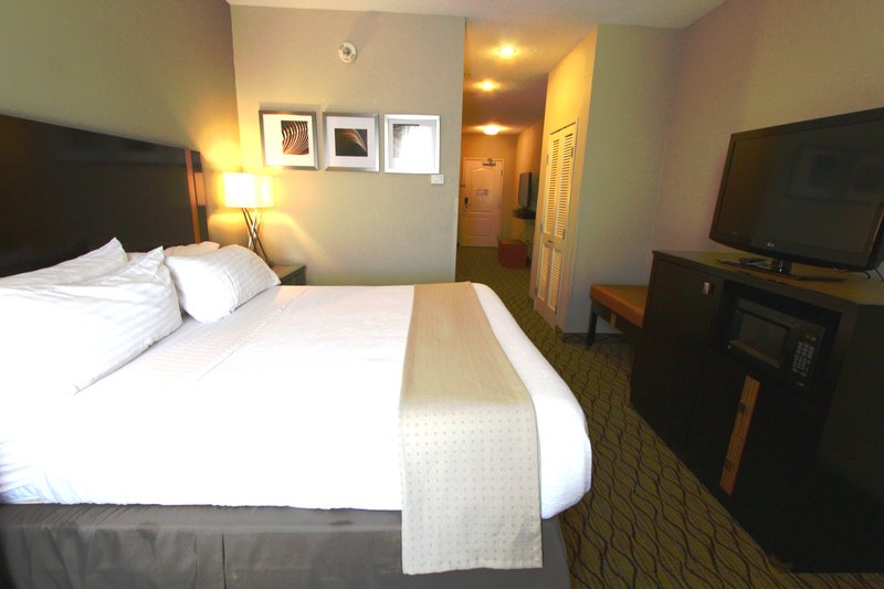 HOLIDAY INN EXPRESS EFFINGHAM