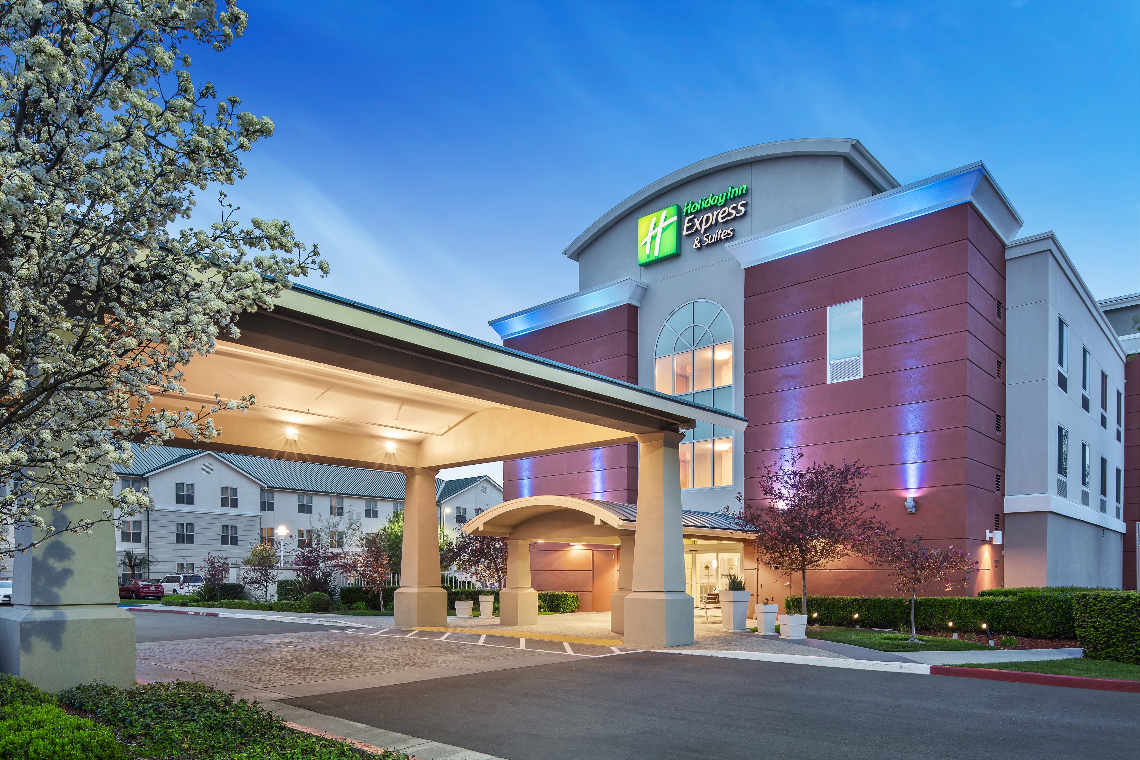 Holiday Inn Express Sacramento Airport