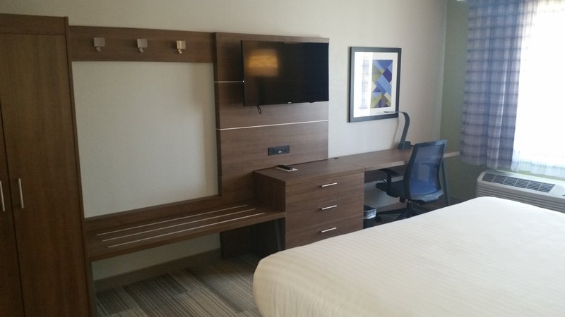 Holiday Inn Express and Suites Fort Mill