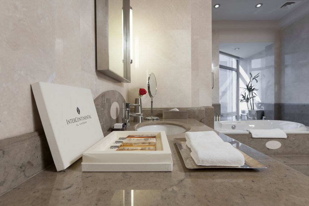 InterContinental Hotels AL KHOBAR, an IHG hotel Room Type - 1 Bedroom Tower Suite Dining