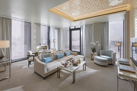Panoramic Living Room