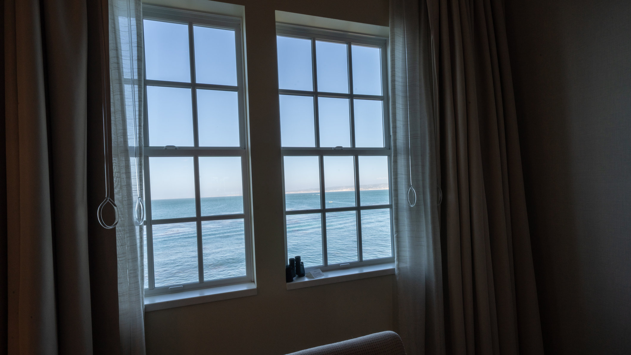 InterContinental The Clement Monterey, an IHG hotel Room Type - 1 Bedroom Suite Oceanfront Balcony Sofa Bed