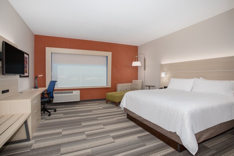 Holiday Inn Express and Suites Denver NE – Brighton
