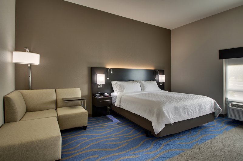 Holiday Inn Express and Suites LANCASTER EAST – STRASBURG