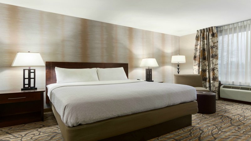 HOLIDAY INN HTL STES WILLIAMSB