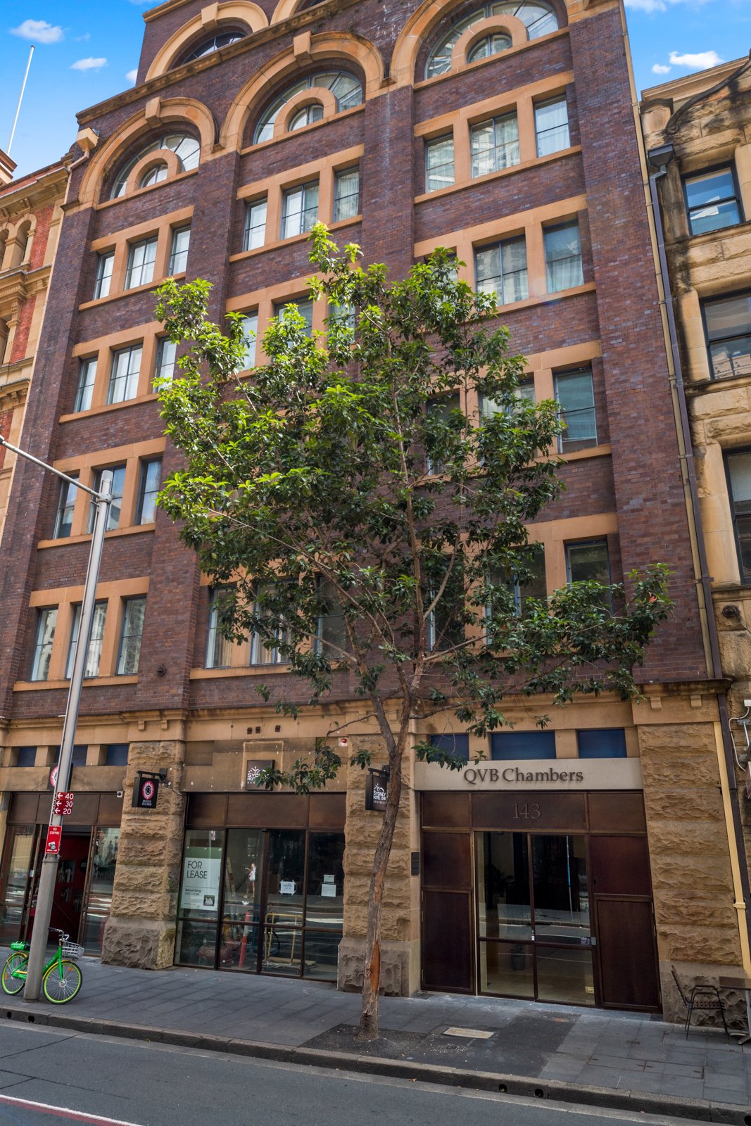Sydney Hotel QVB