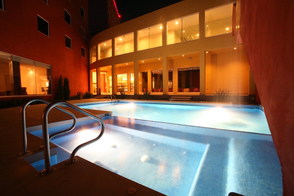 Whirlpool & pool