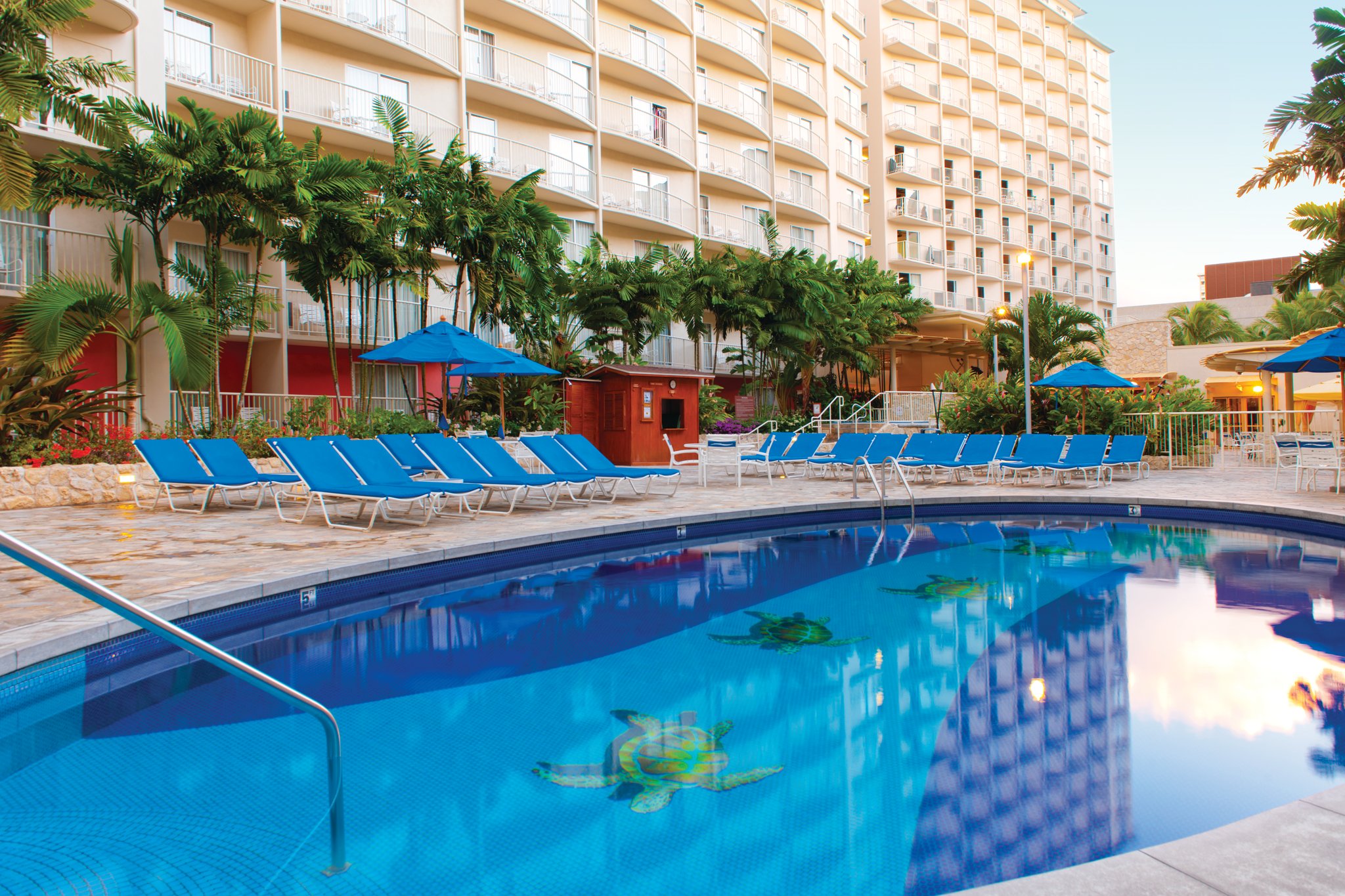 Club Wyndham At Waikiki Beach Walk®