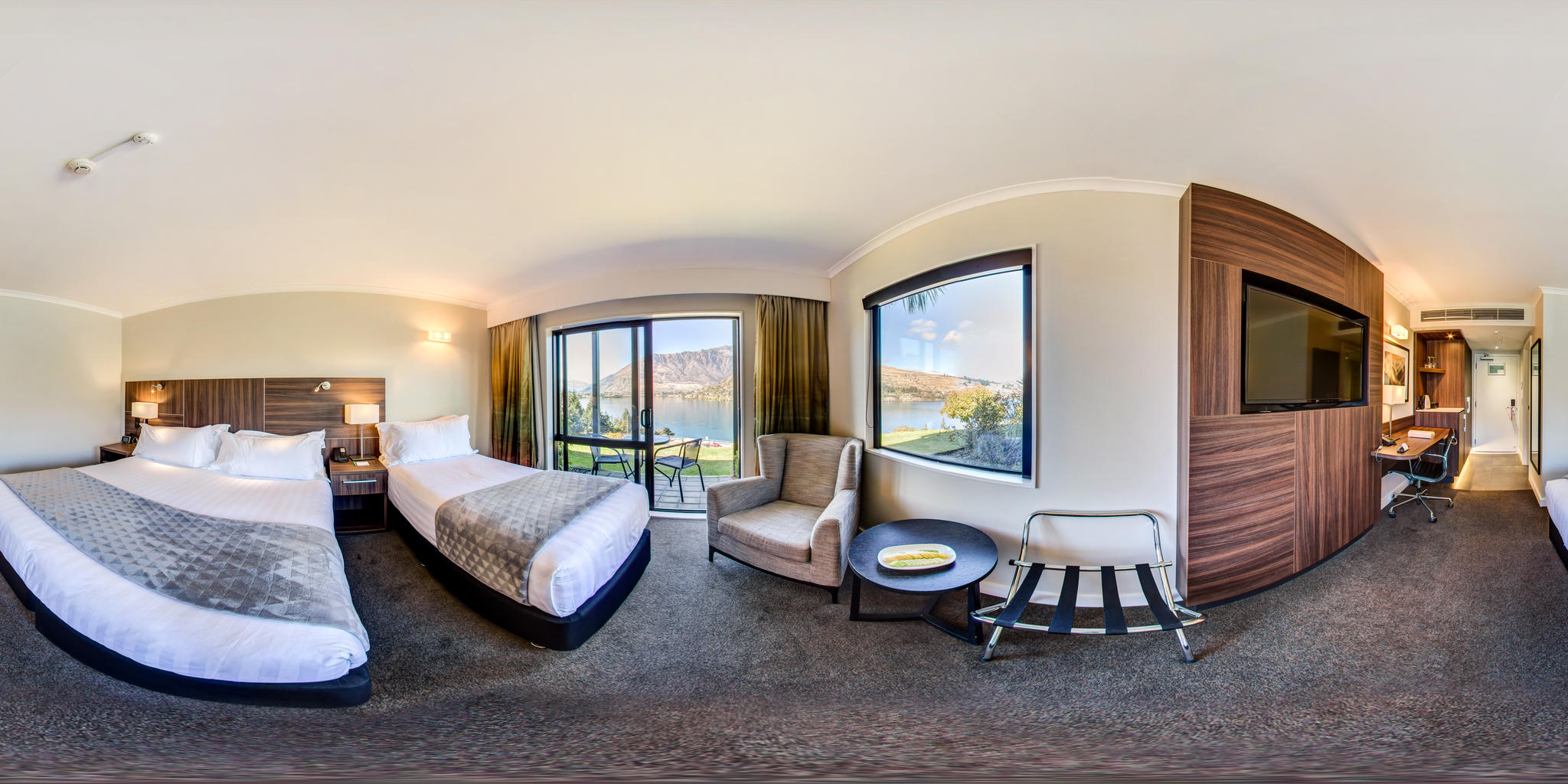 Holiday Inn Queenstown Frankton Road Tourist Class Queenstown, New