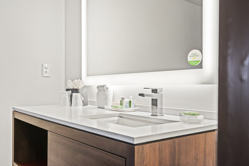 Holiday Inn St. Petersburg West