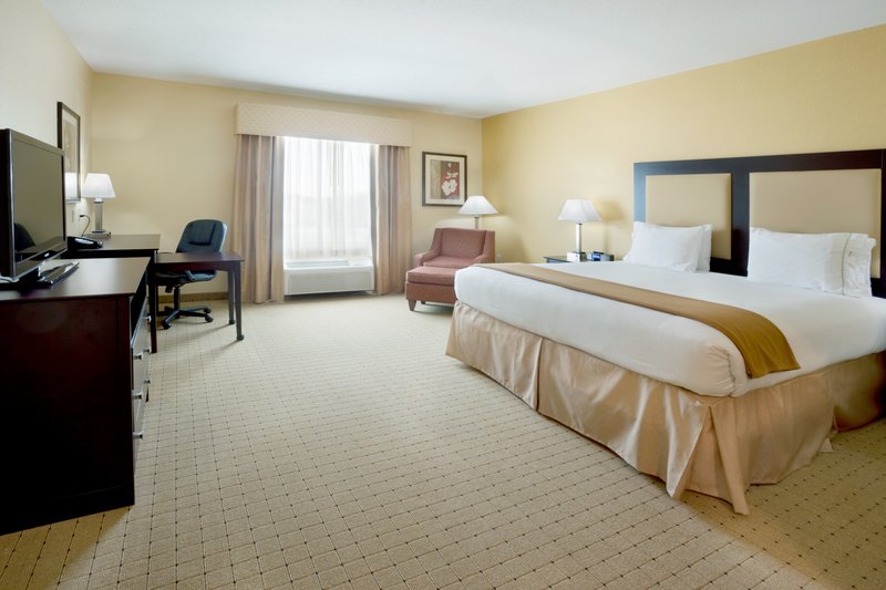 HOLIDAY INN EXP STES GEORGETWN