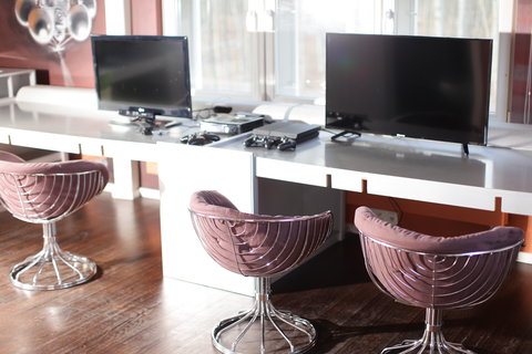 Other Hotel Services/Amenities