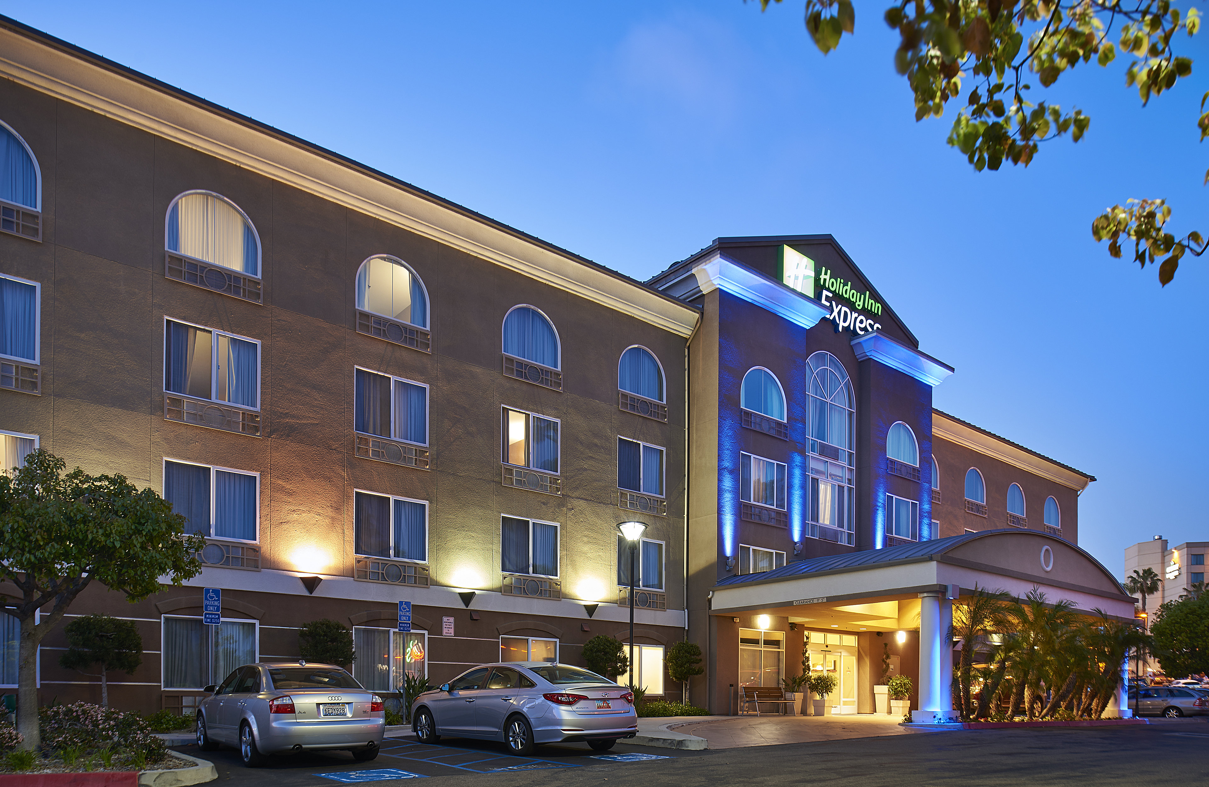 Holiday Inn Express Sorrento Valley
