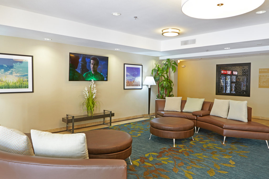 Candlewood Suites Lobby