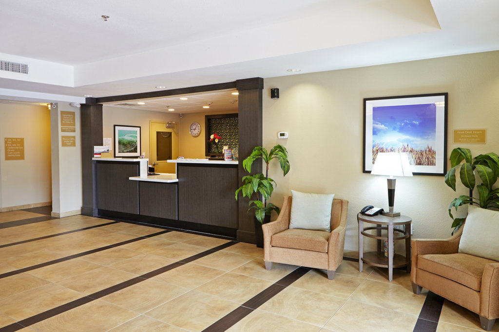 Candlewood Suites Front Desk