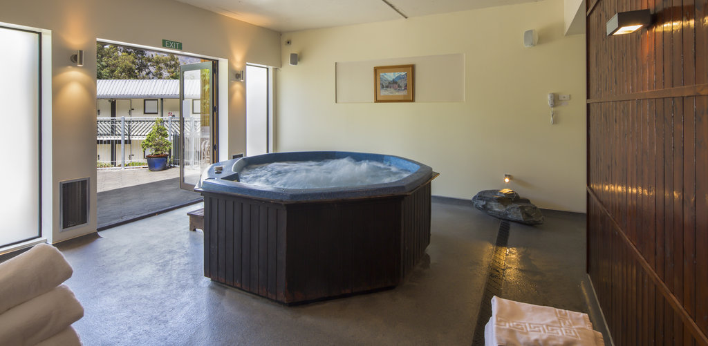 Holiday Inn Queenstown Frankton Road, an IHG Hotel - Whirlpool