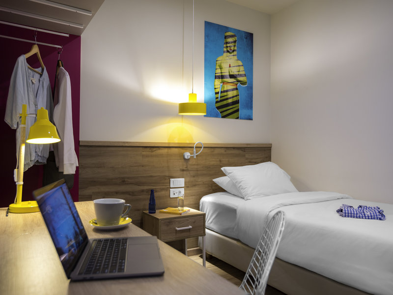 Ibis Styles Athens Routes