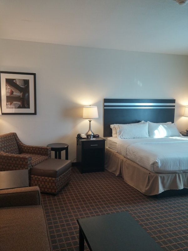 Holiday Inn Express and Suites Denver West – Golden