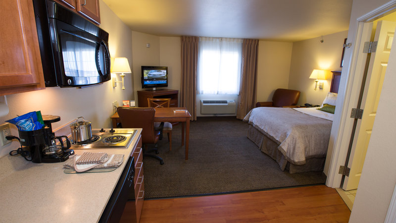 CANDLEWOOD SUITES SPRINGFIELD