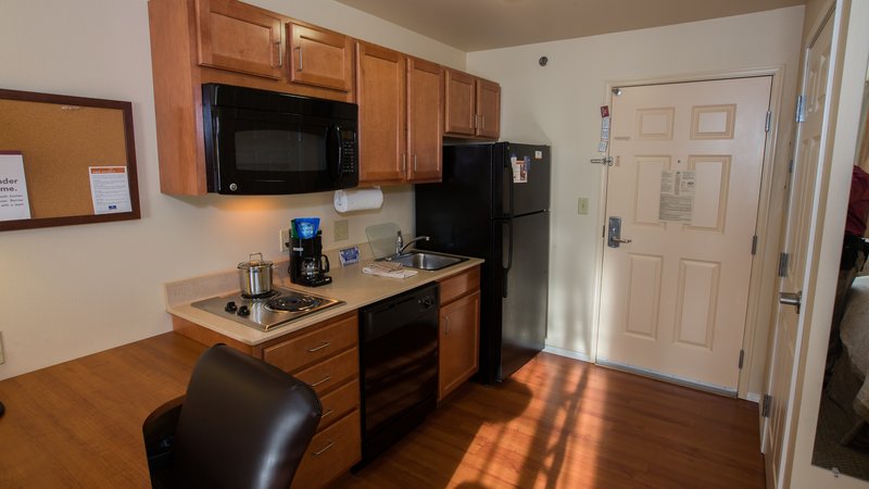 CANDLEWOOD SUITES SPRINGFIELD