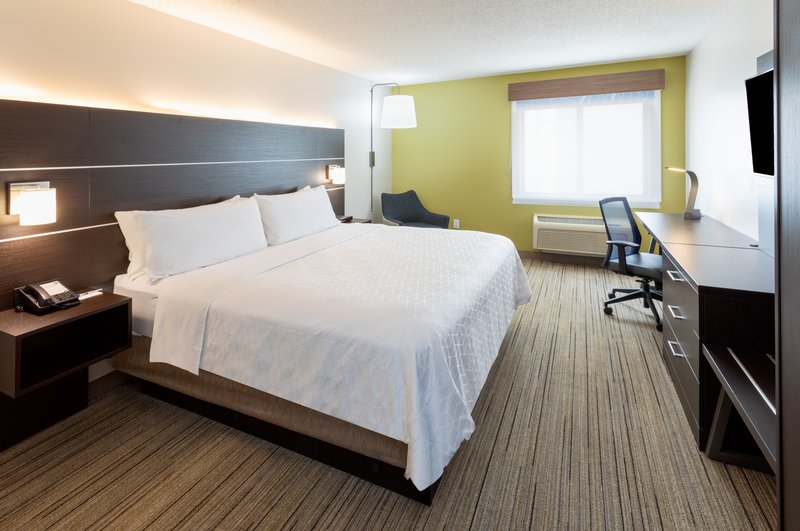 Holiday Inn Express and Suites Minneapolis-Dwtn (Conv Ctr)