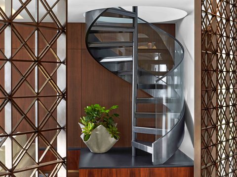 Ocean Penthouse At Trump Waikiki Spiral Staircase