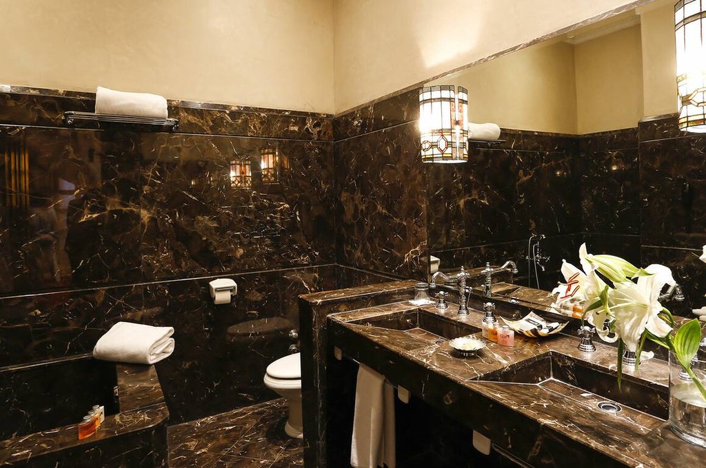 Guest photo