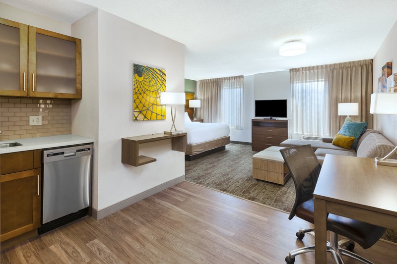 STAYBRIDGE SUITES COLUMBIA
