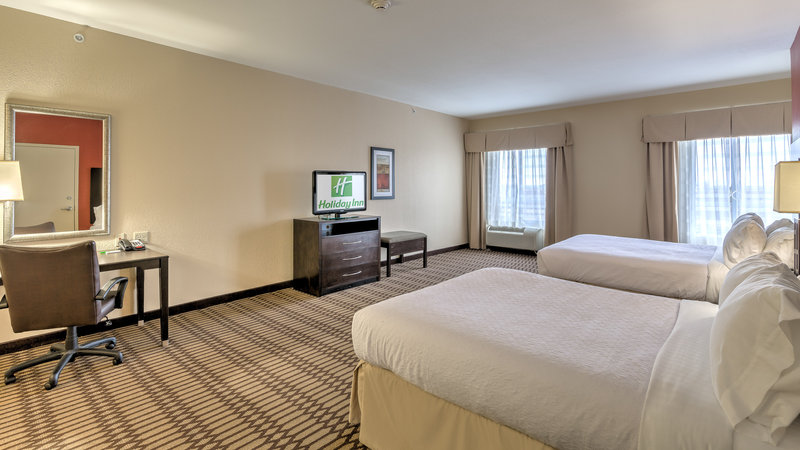 HOLIDAY INN QUAIL WEST