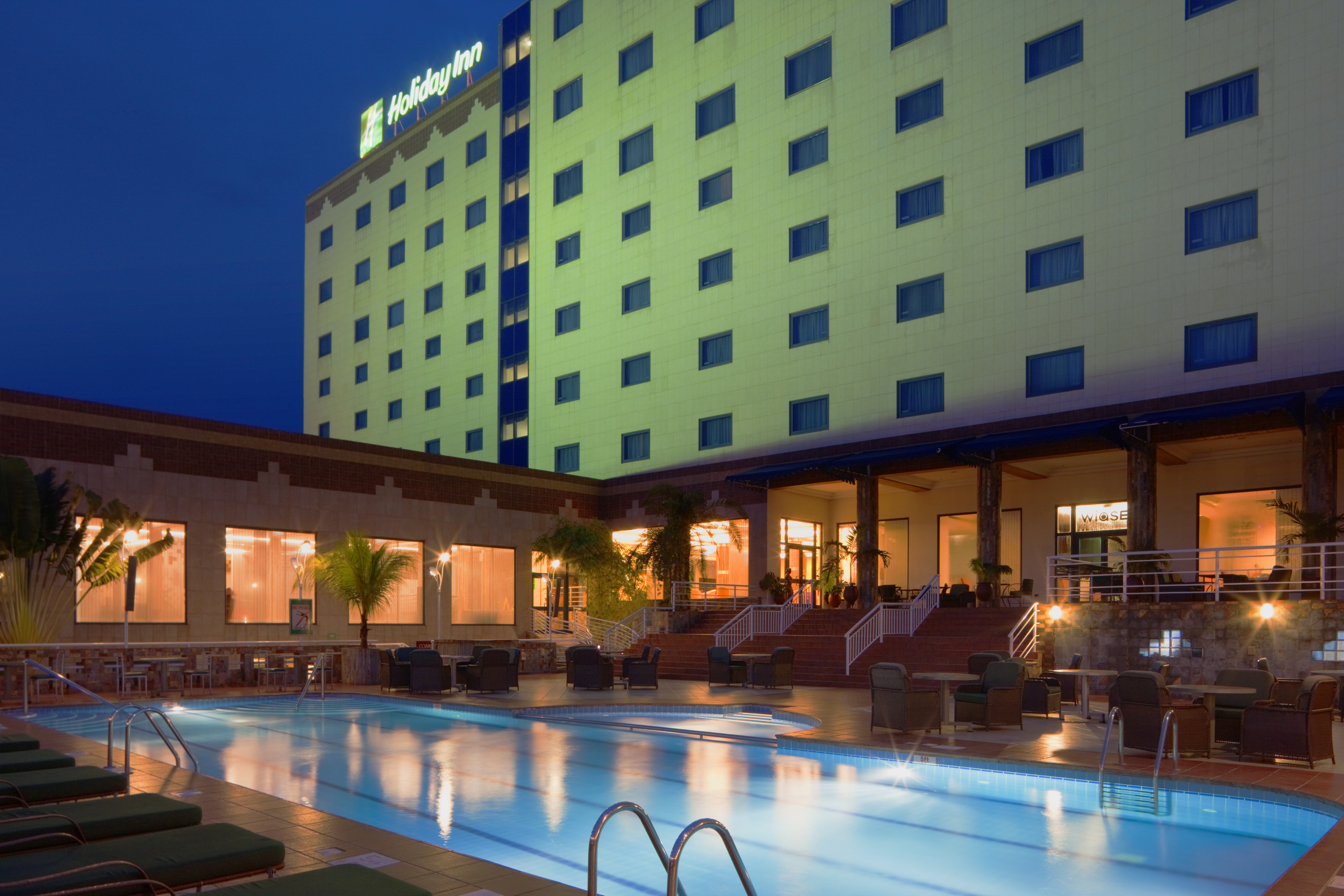 Holiday Inn Airport