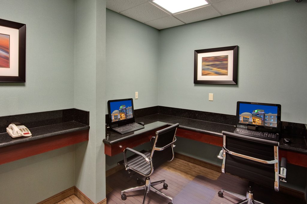 Holiday Inn Express & Suites GRANTS - MILAN, Bernalillo