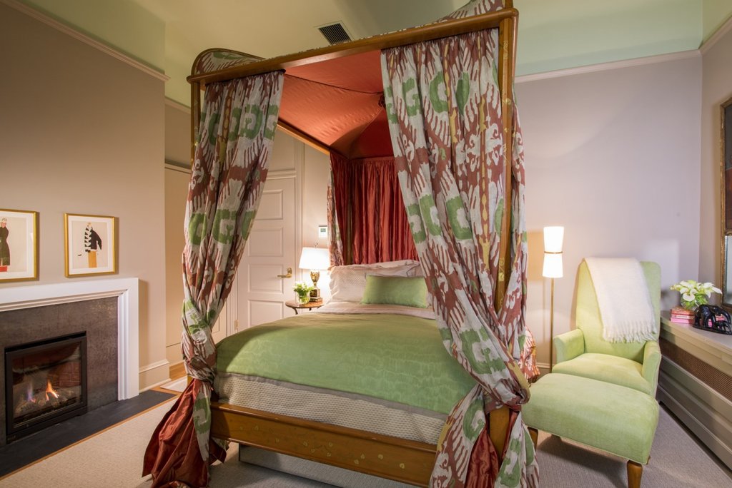 Guest photo