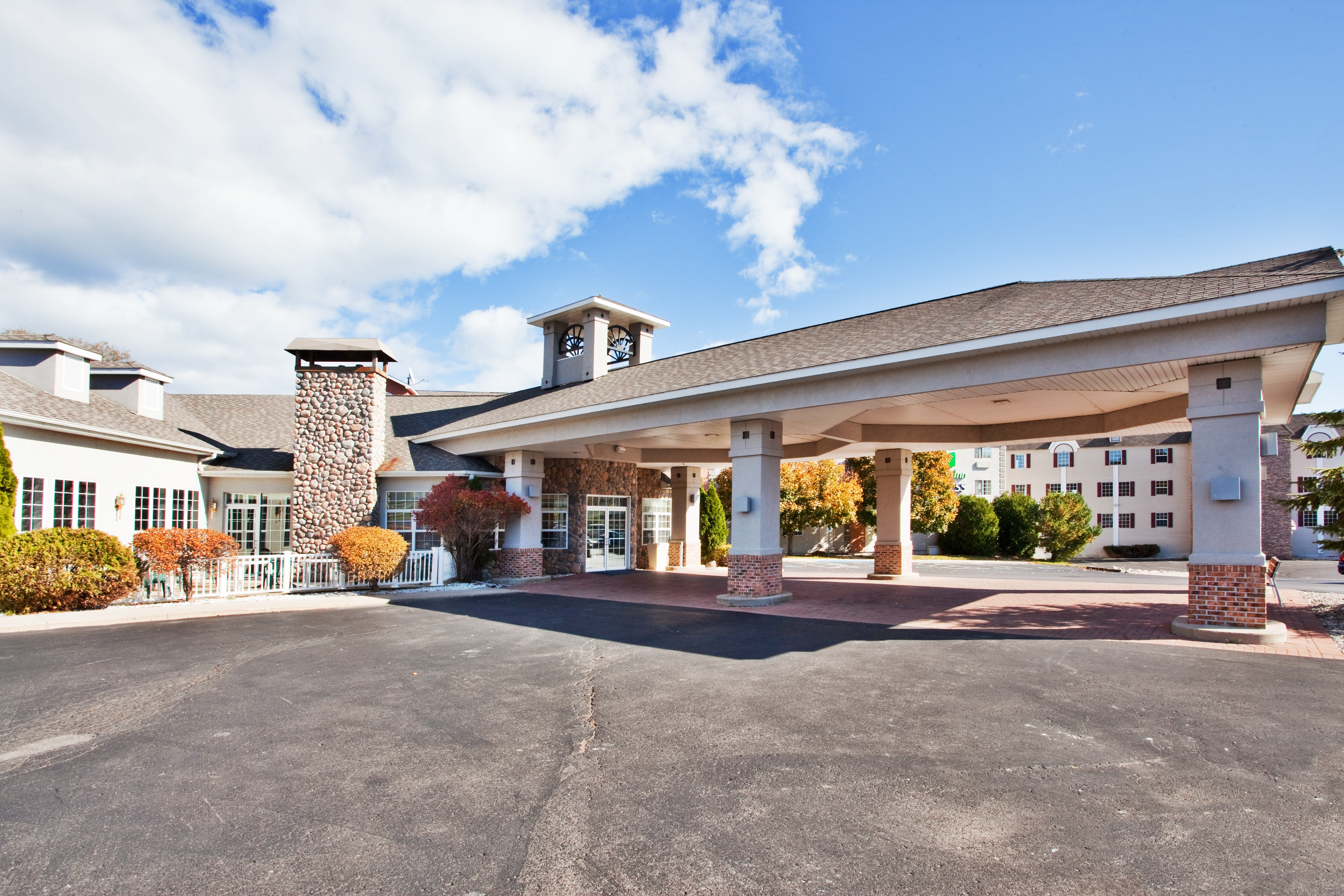 Holiday Inn Express St Ignace-Lake Front