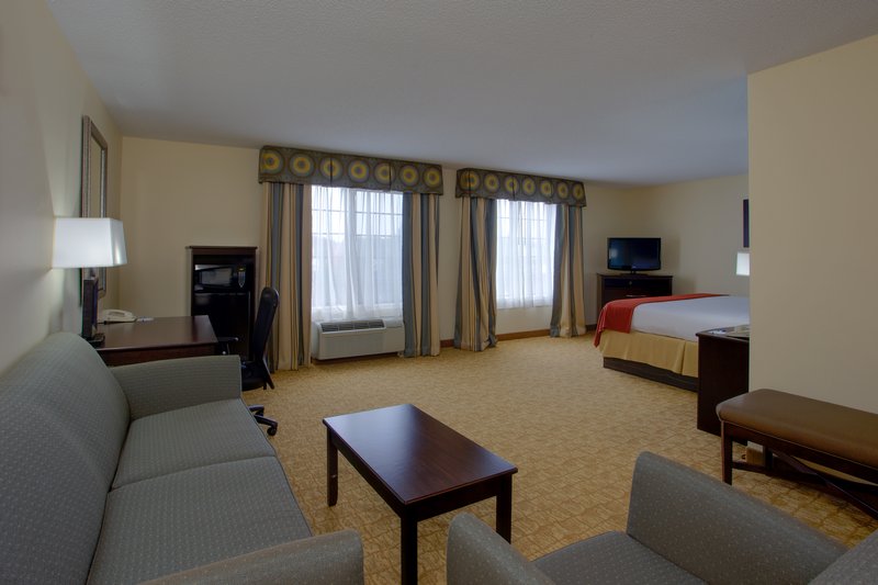 HOLIDAY INN EXP WINSTON SALEM