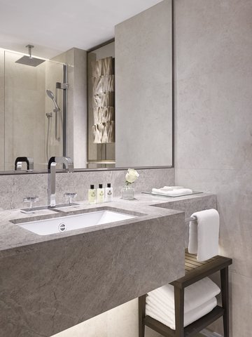 InterContinental London Park Lane - Mayfair Room Bathroom