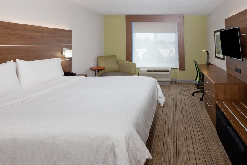 Holiday Inn Express and Suites Dothan North