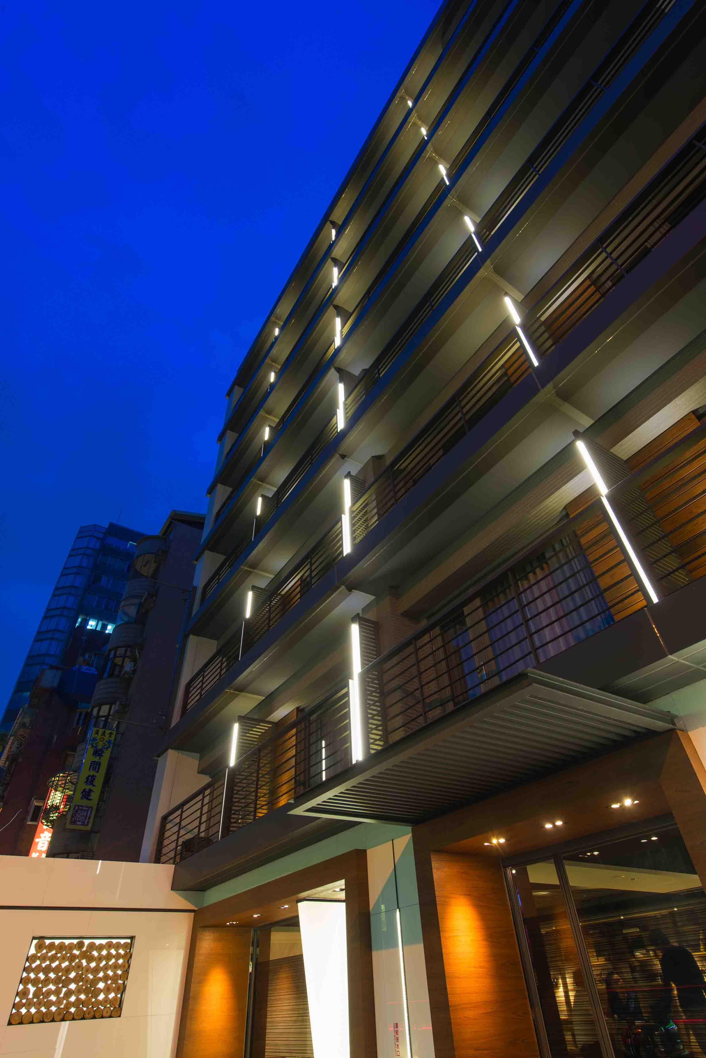 Simple Plus Hotel