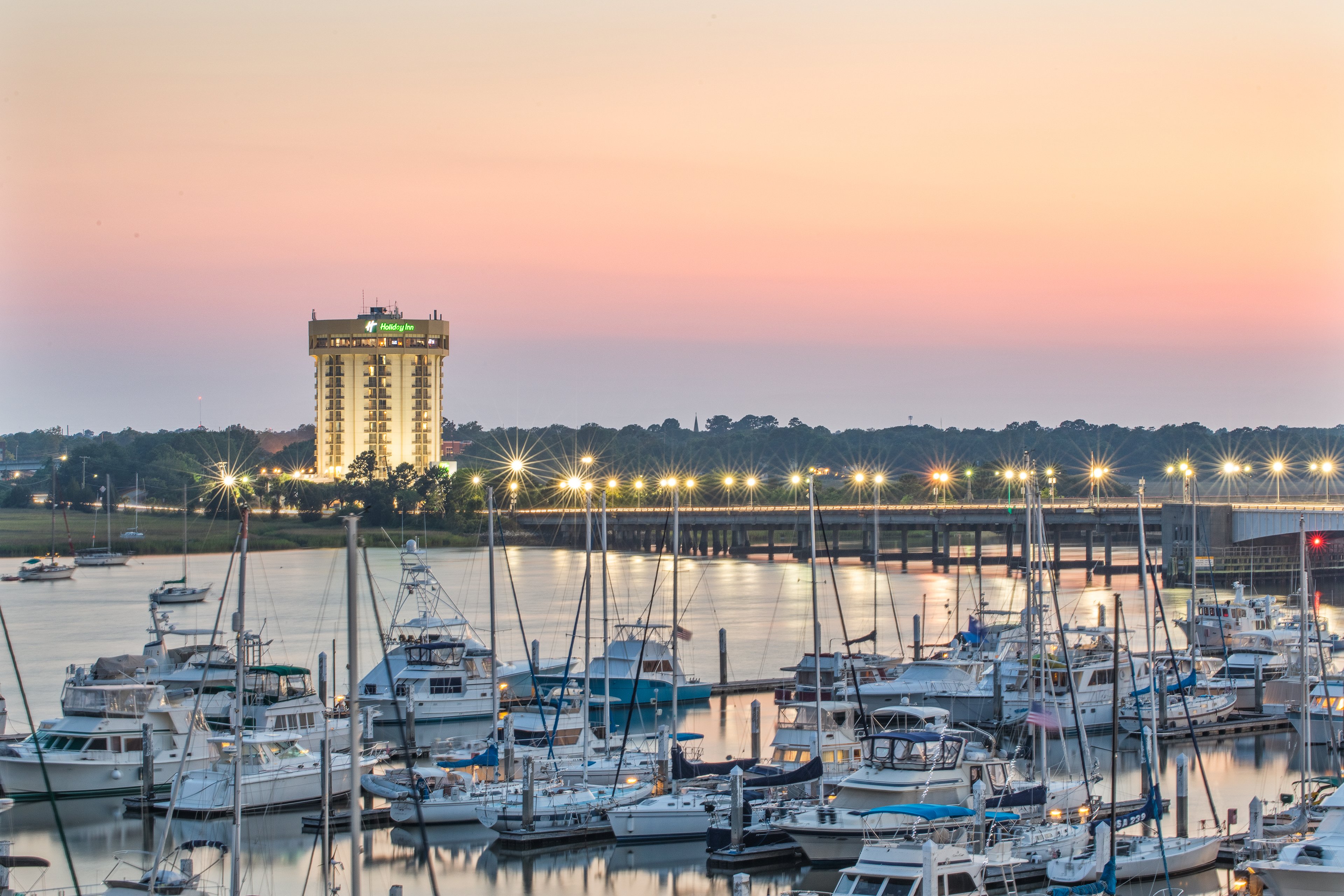 Holiday Inn Riverview