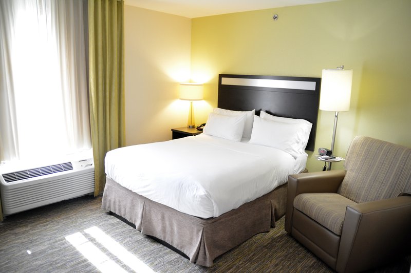 Candlewood Suites AUSTINTOWN