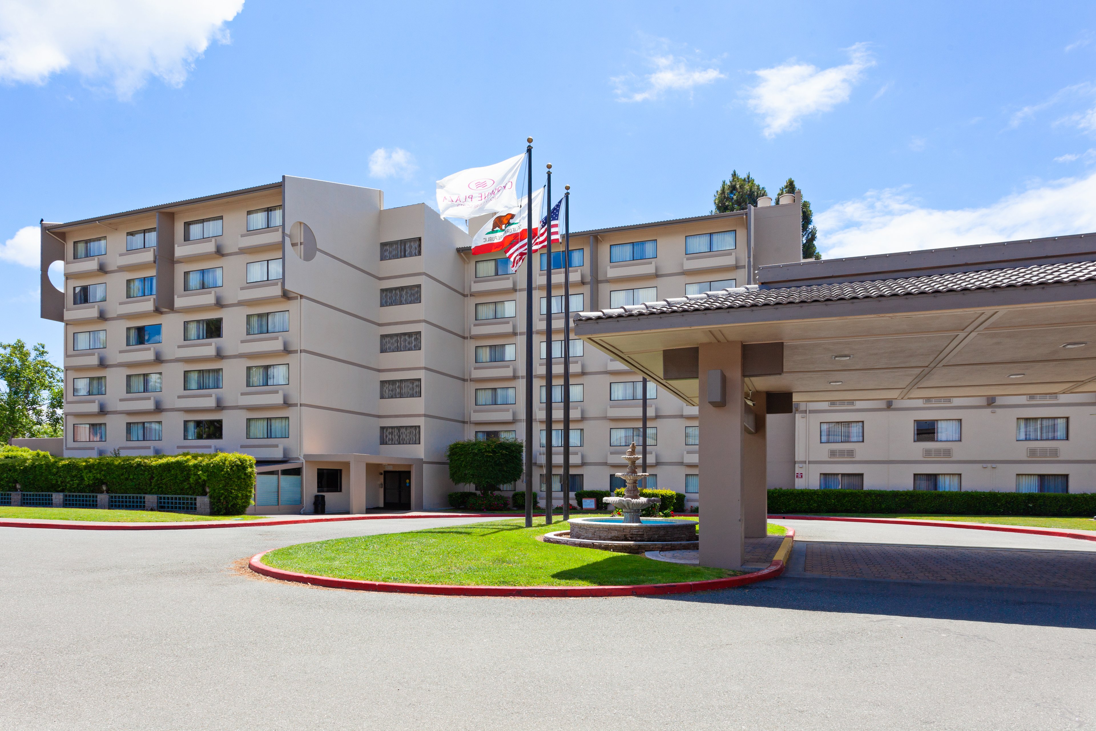 Crowne Plaza Silicon Valley N - Union Ci