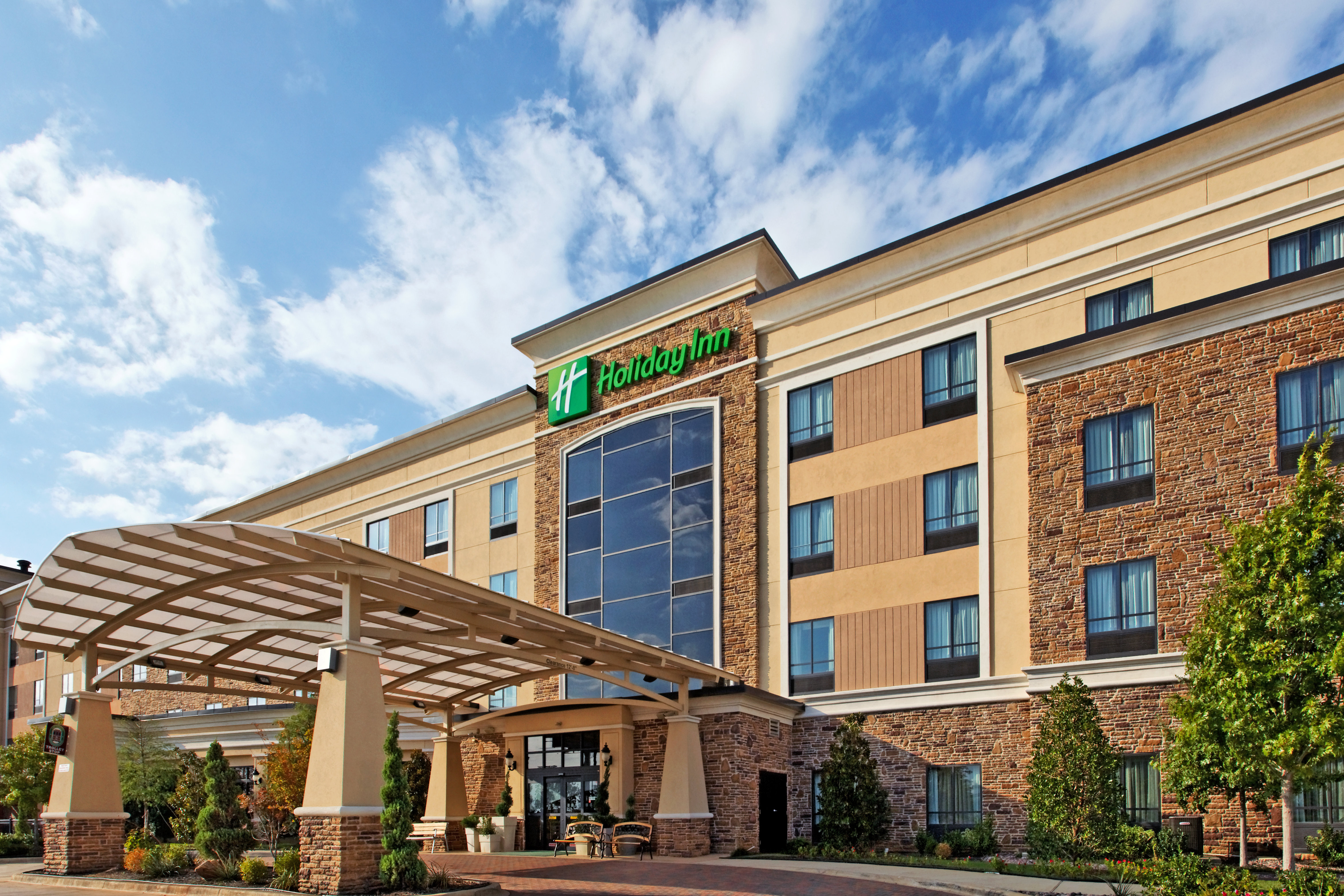 Holiday Inn Arlington-Northeast