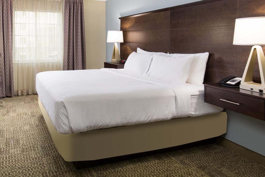 Staybridge Suites Chandler Room Type - 1 King Bed 1 Bedroom Suite