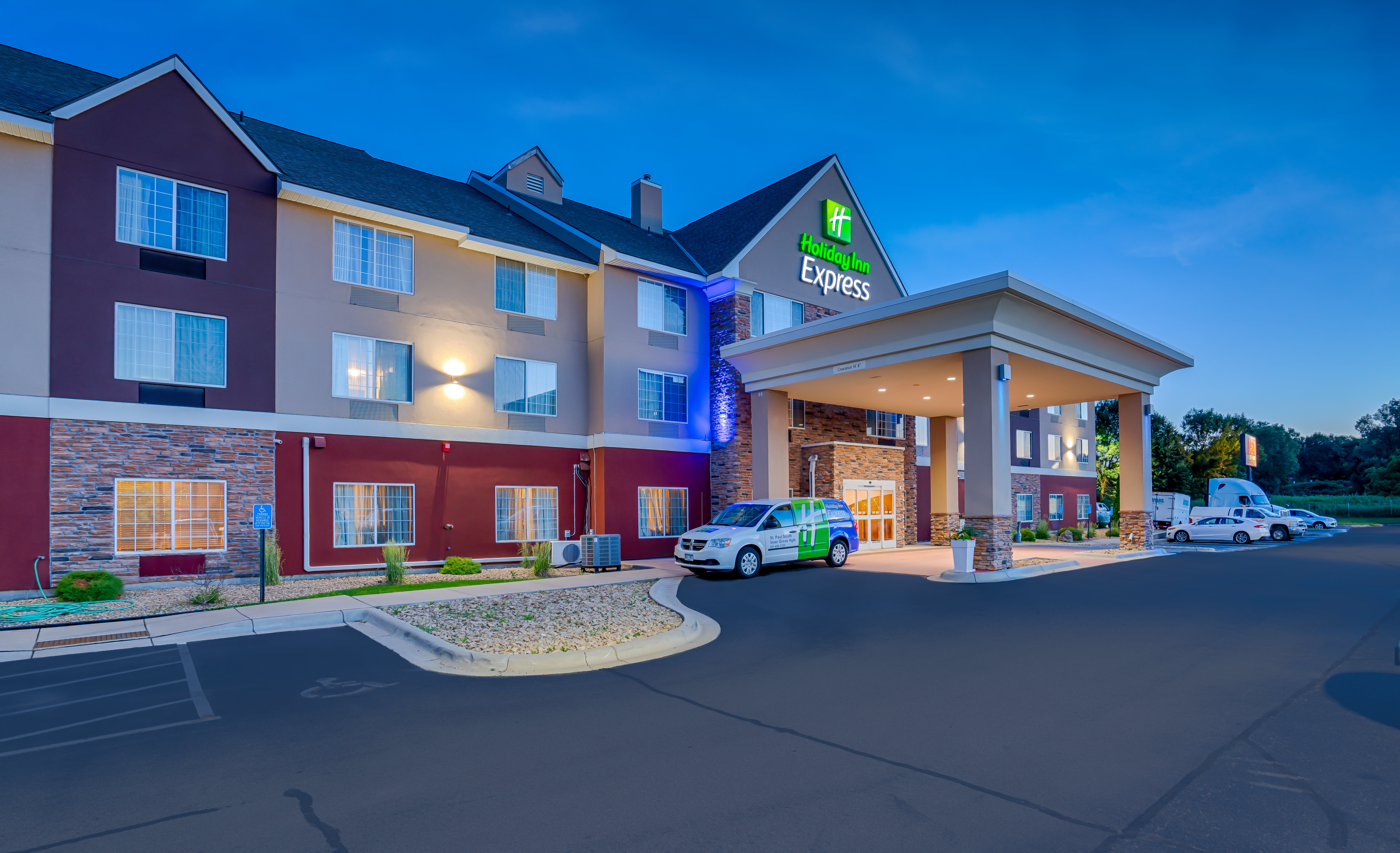 Holiday Inn Express Inver Grove Heights